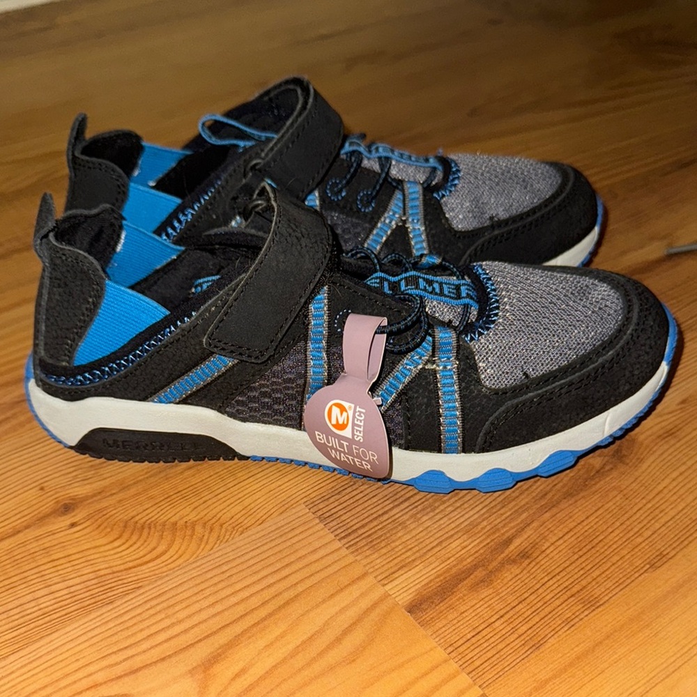 Merrell Kids' Black and Blue Winter Shoes